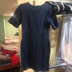 Banana republic pin stripe dress. Size 10T